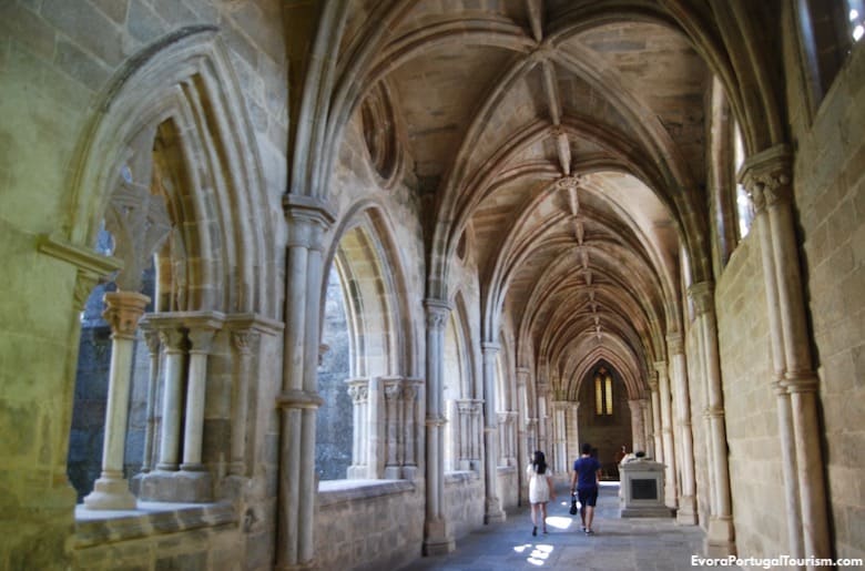 Évora Cathedral Cloisters