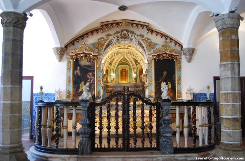 Chapel, Évora