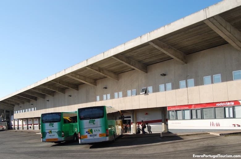 Évora bus station