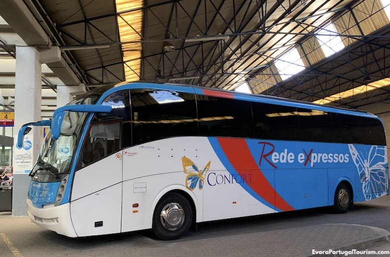 Express bus to Évora